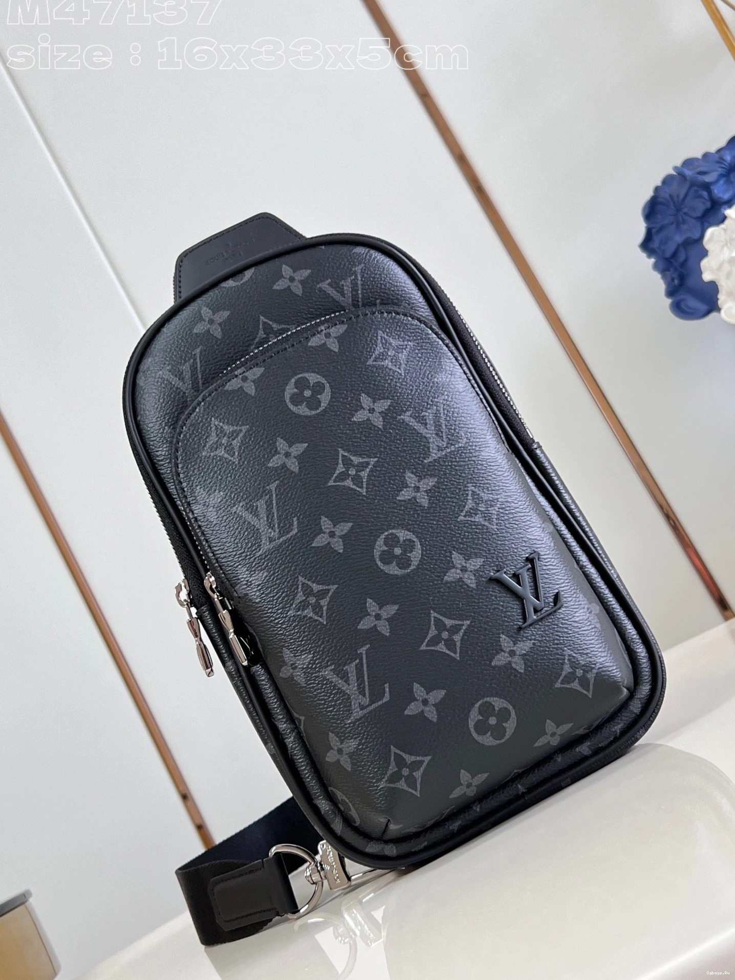 LOUIS Avenue VUITTON Slingbag-16*33*5.7CM 0523